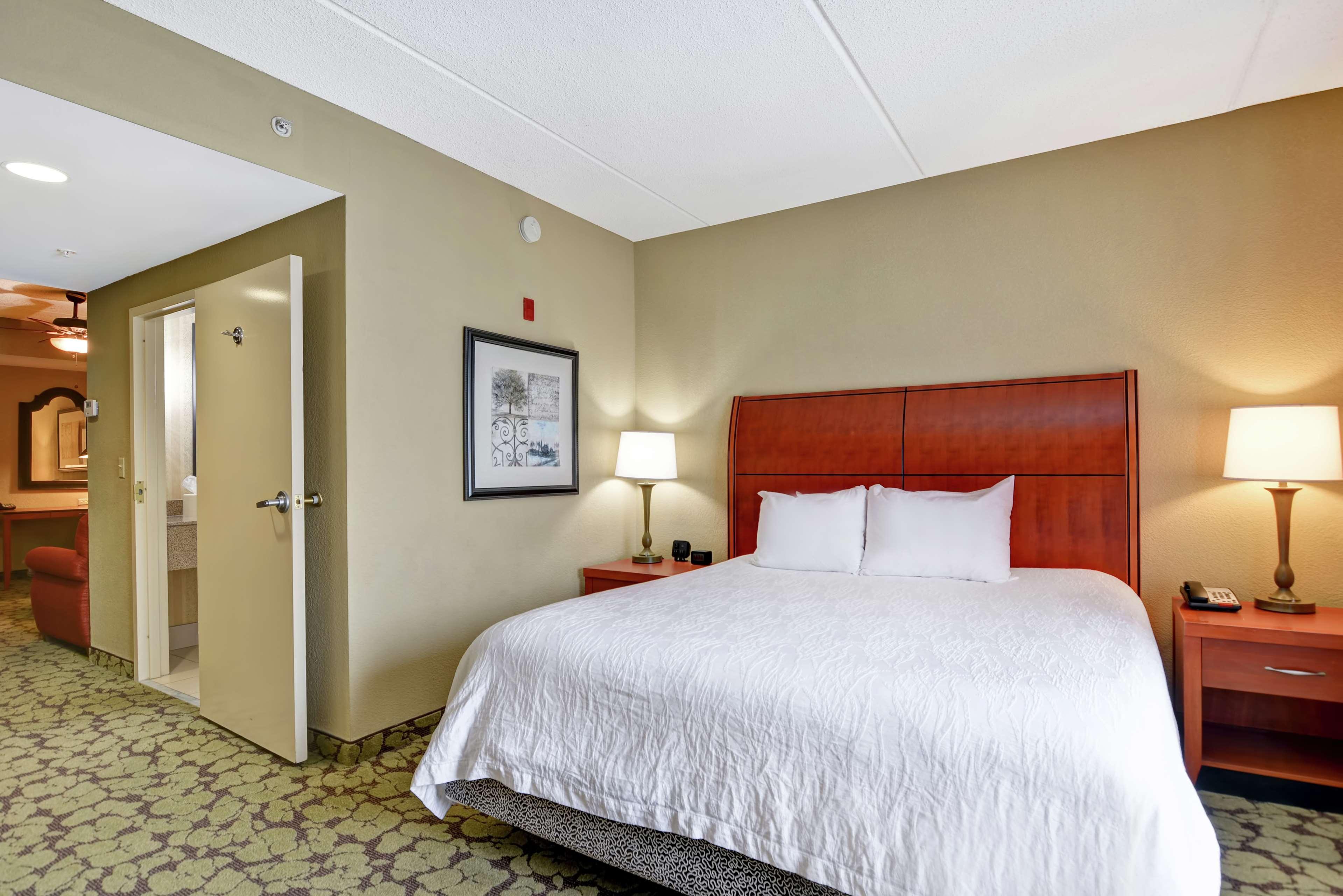 Hilton Garden Inn Hattiesburg Exterior photo