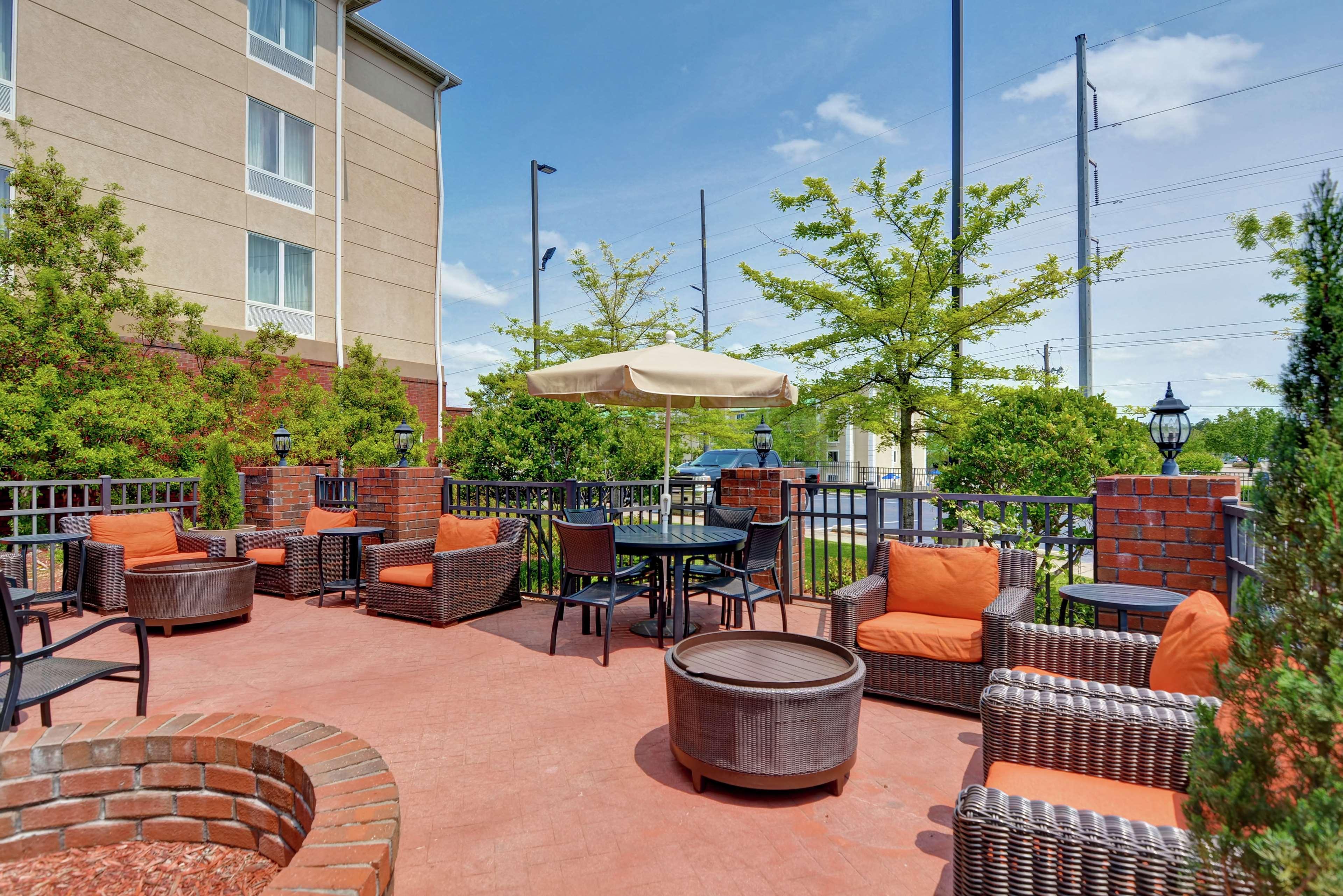 Hilton Garden Inn Hattiesburg Exterior photo